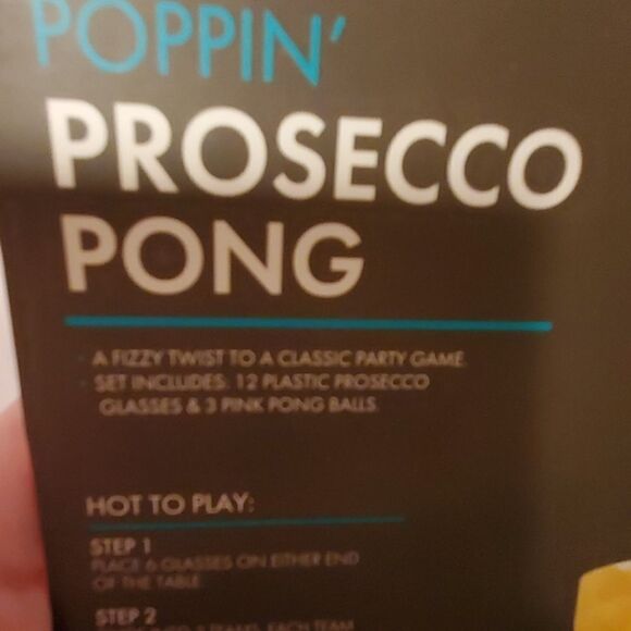 NIB Poppin' Prosecco Pong Game - Picture 6 of 6